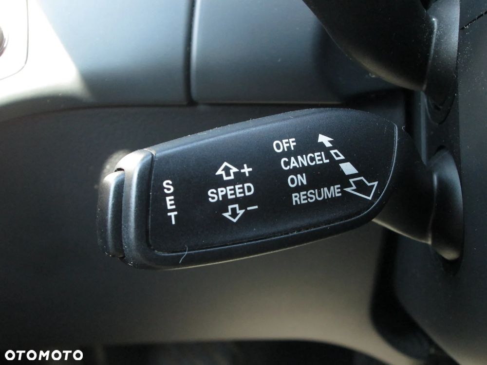 Audi A4 Allroad (clean diesel) 2.0 TDI DPF S tron - 17