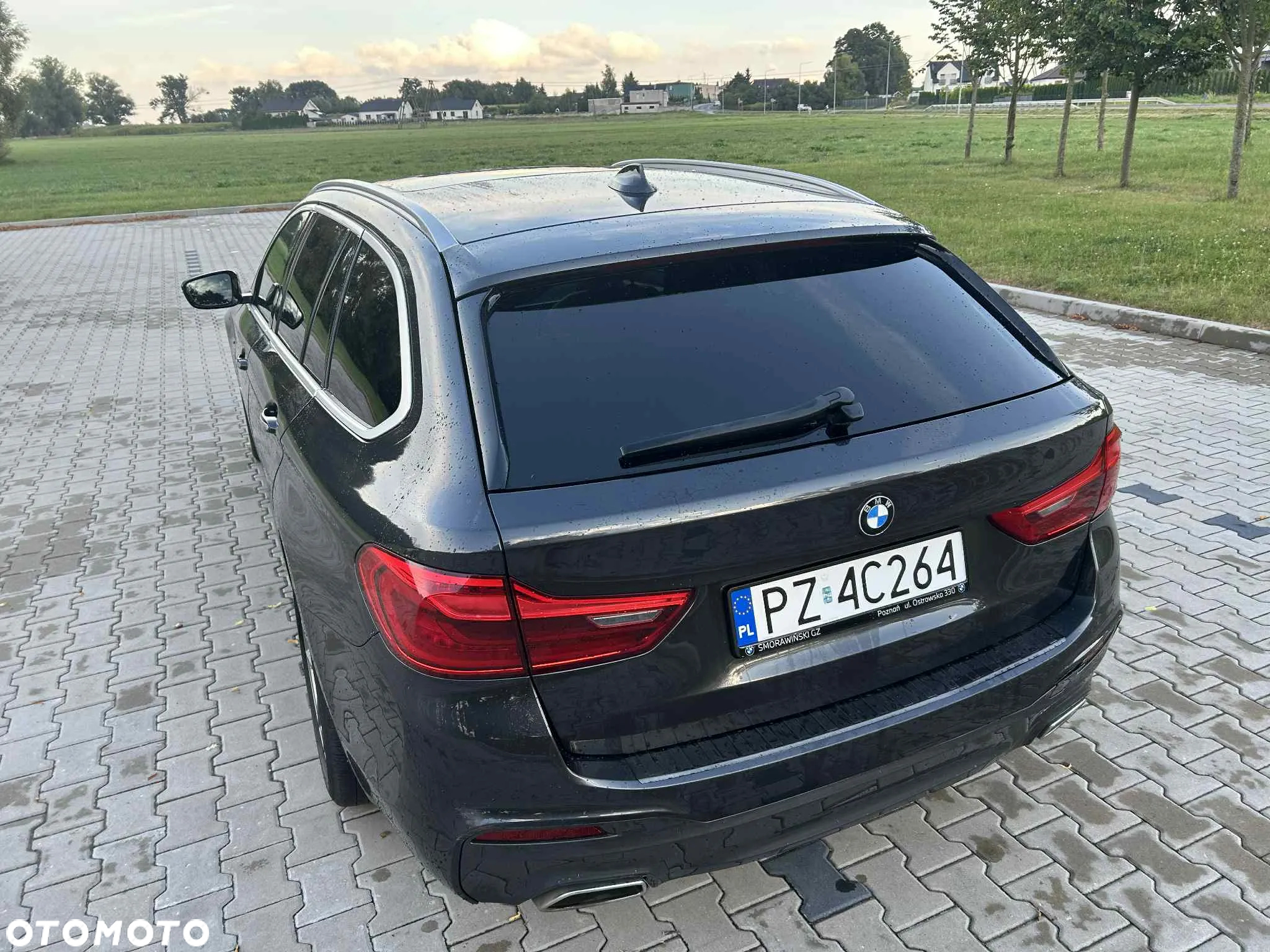 BMW Seria 5 520d M Sport - 6