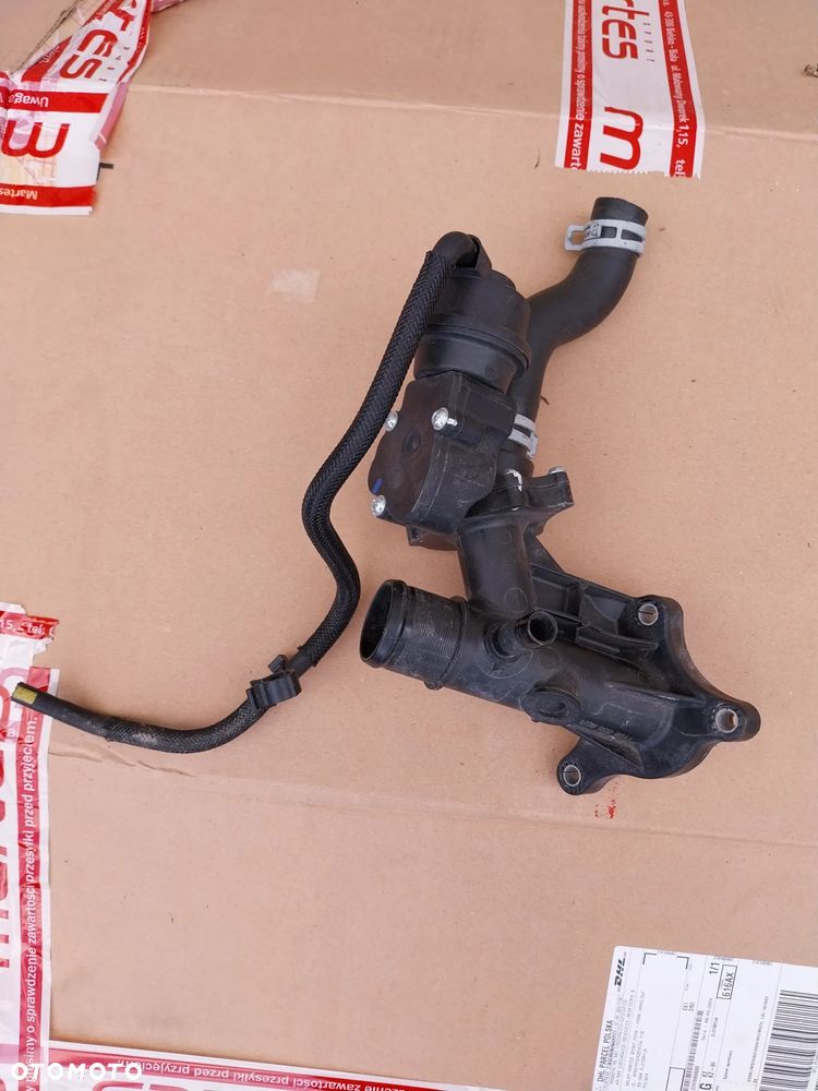 QASHQAI J11 1.6 DCI OBUDOWA TERMOSTATU - 9