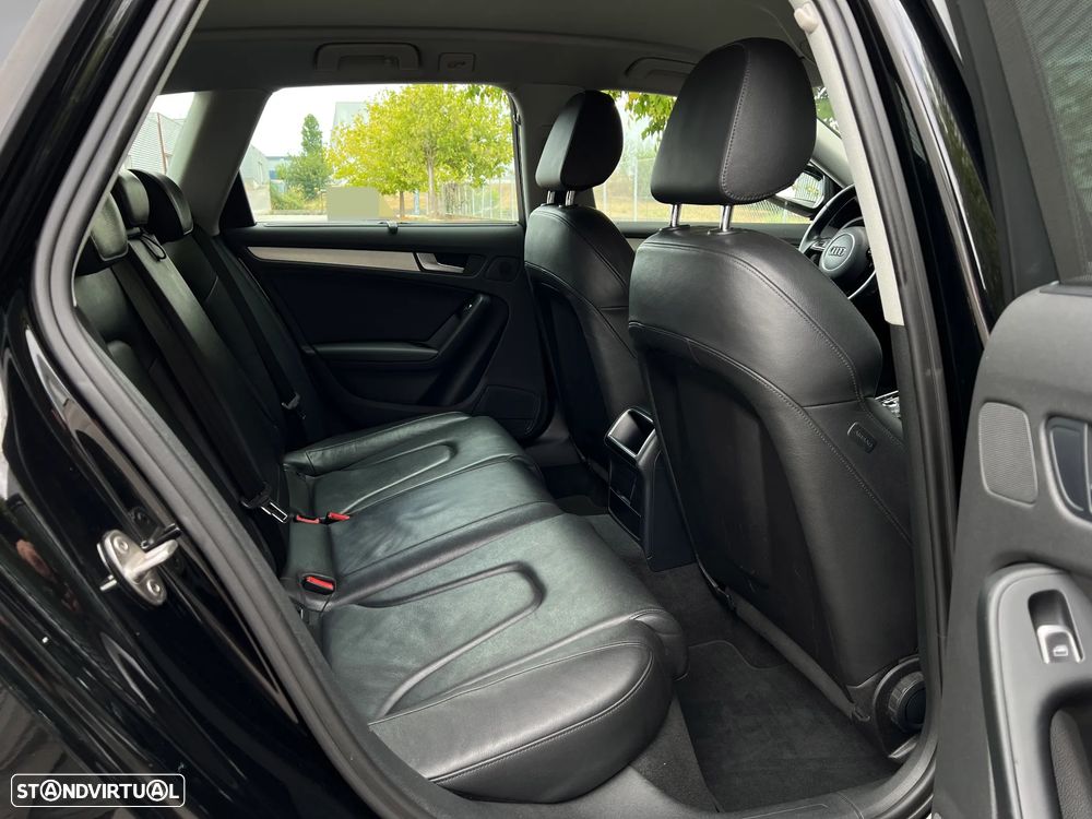 Audi A4 Avant 2.0 TDI Business Line S-line - 23