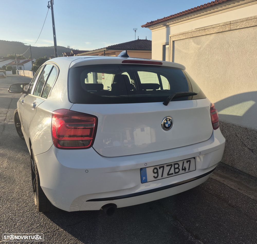 BMW 116 i Sport Line - 2