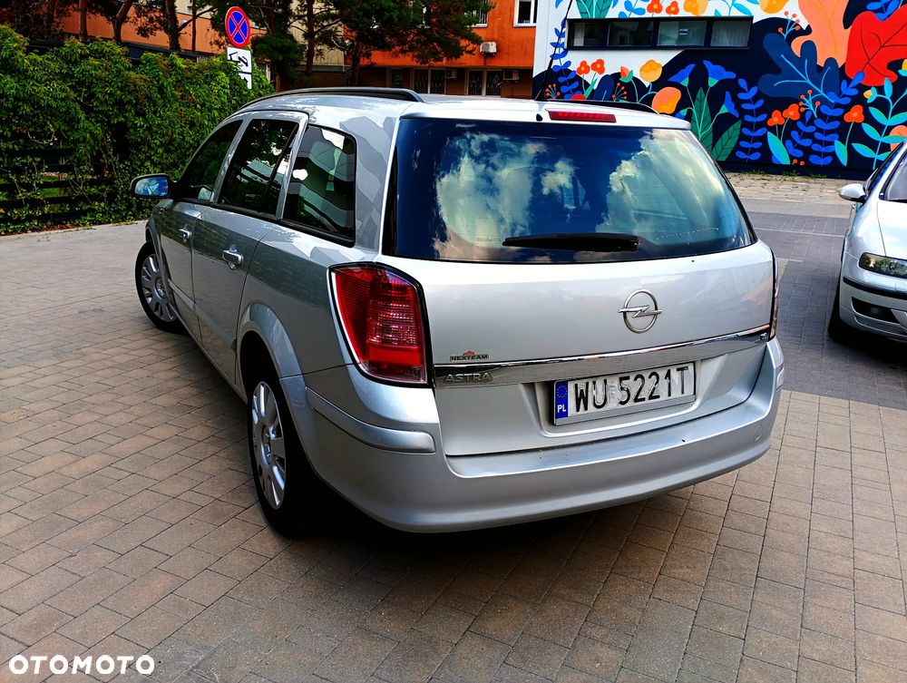 Opel Astra 1.6 Enjoy - 4