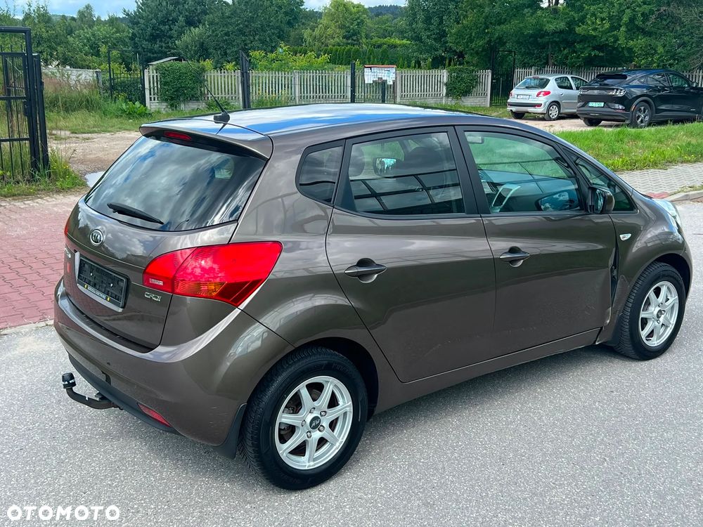 Kia Venga 1.6 CRDi 128 Vision - 17