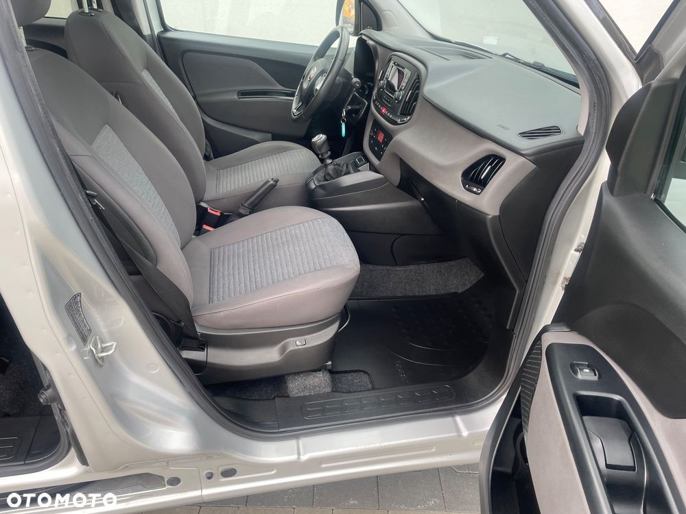 Fiat Doblo - 19