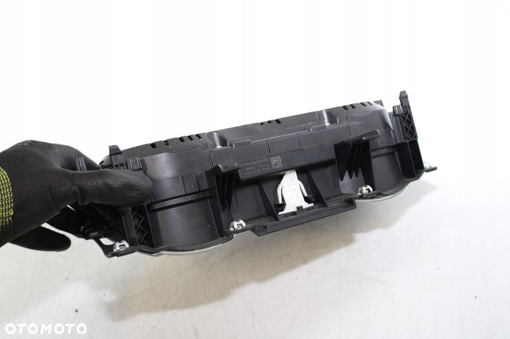 LICZNIK ZEGARY EUROPA 5G1920741B LIFT VW GOLF VII 7 1.6 TDI 17R - 7