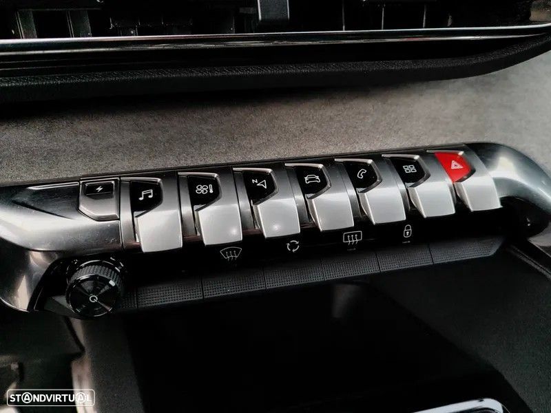 Peugeot 3008 1.6 Hybrid GT e-EAT8 - 28