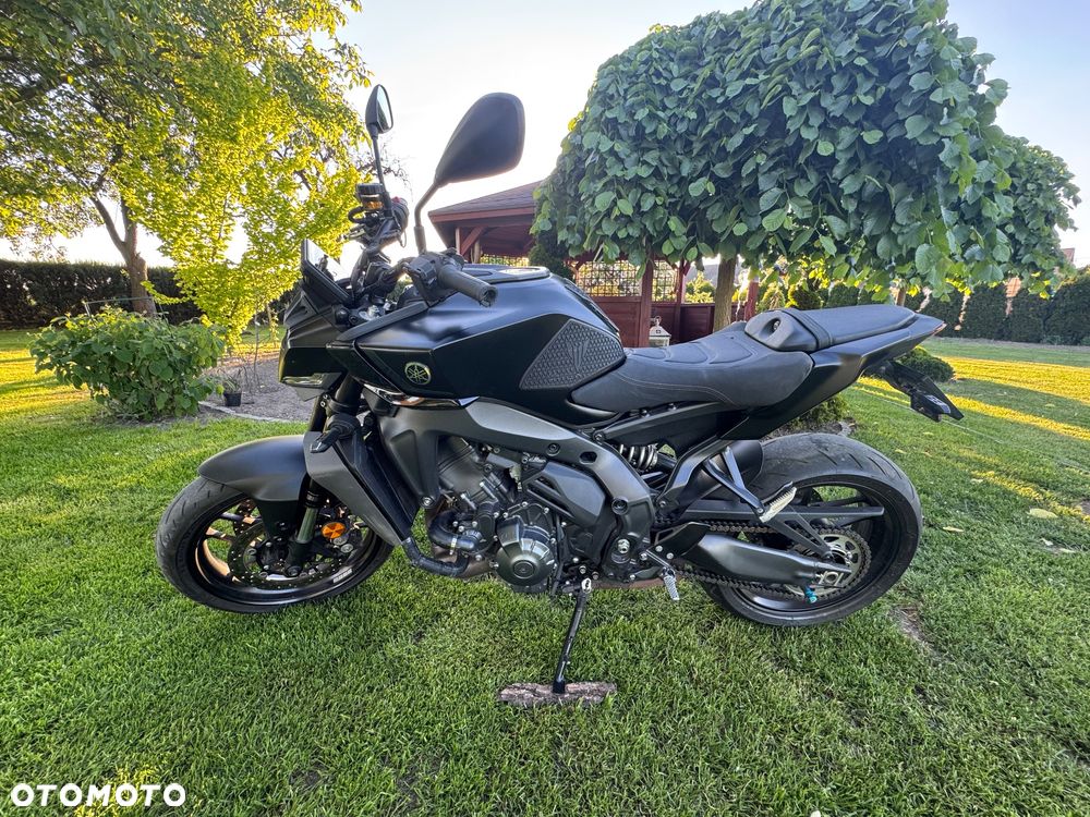 Yamaha MT - 10