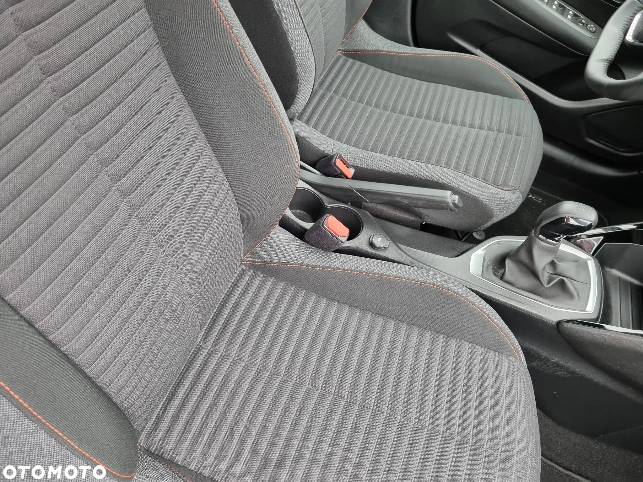 Peugeot 208 PureTech 75 Allure - 14