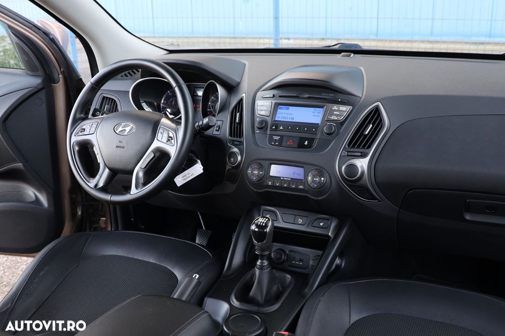 Hyundai ix35 2.0 CRDI 4WD Trend - 23
