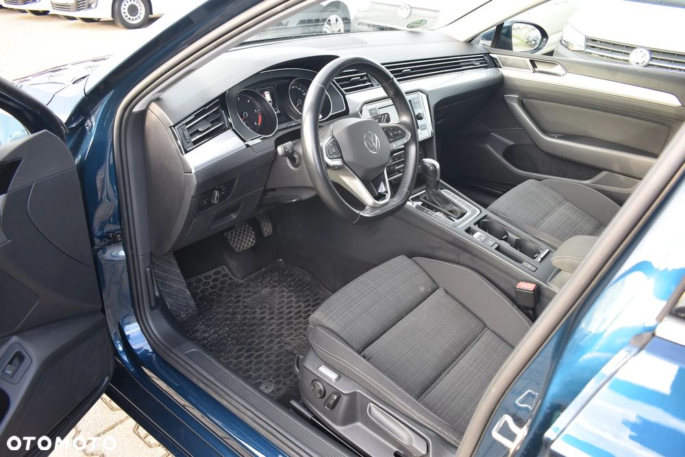 Volkswagen Passat 2.0 TDI EVO Business DSG - 9