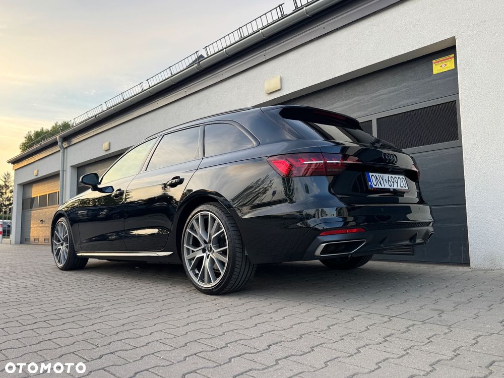Audi A4 Avant 40 TDI quattro S tronic S line - 12