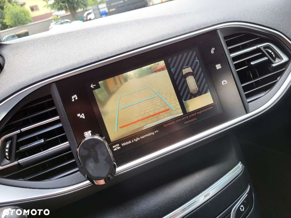 Peugeot 308 - 13