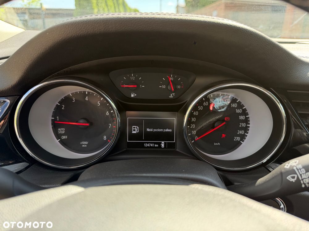 Opel Insignia 1.5 T Exclusive S&S - 20