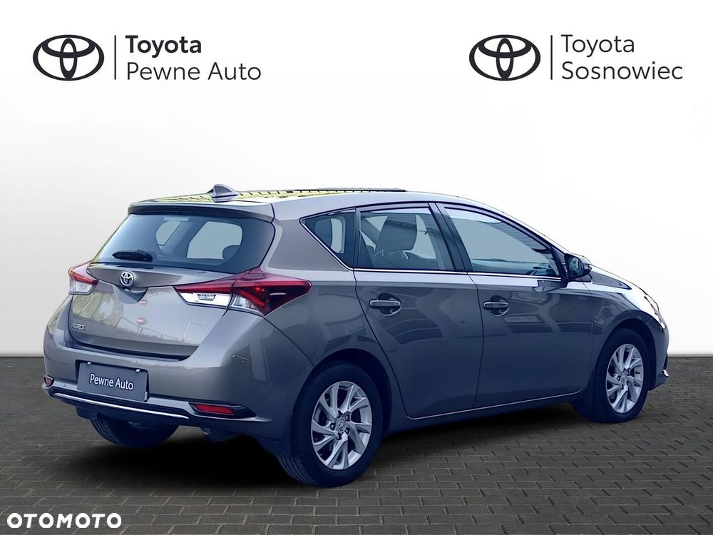 Toyota Auris - 6