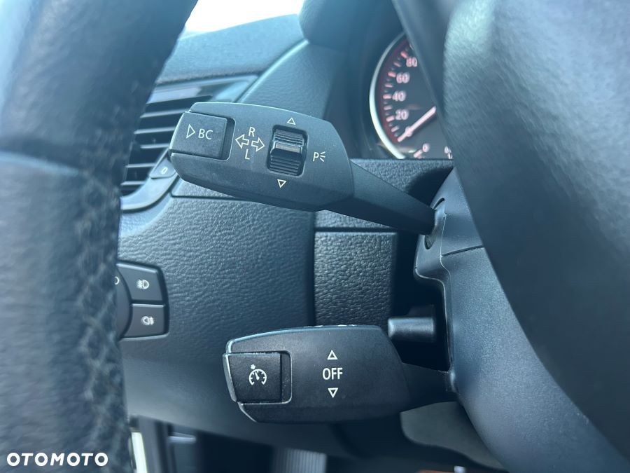 BMW X1 xDrive20d Sport Line - 26