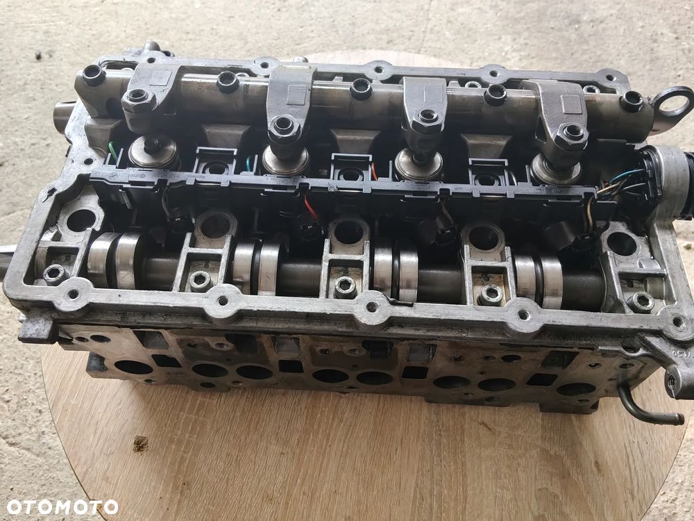 Glowica z pompowtryskami audi A4B7 BRE blb silnik 2.0tdi - 4