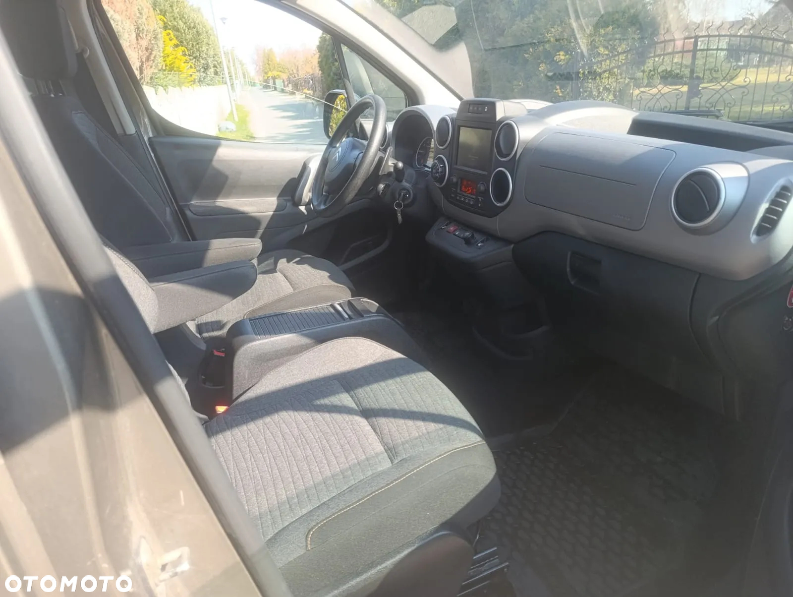 Citroën Berlingo Multispace BlueHDi 100 S&S ETG6 SHINE - 12