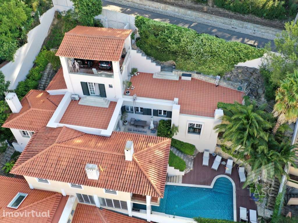 Moradia T6 no Estoril - Grande imagem: 2/4