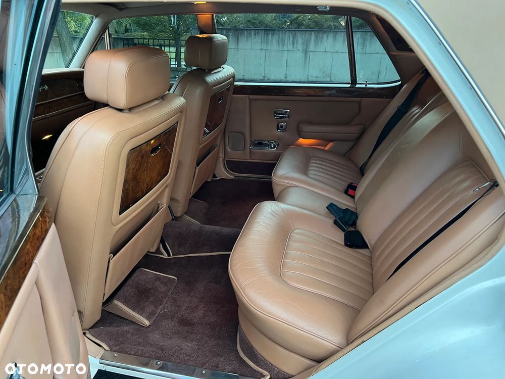 Rolls-Royce Silver Spur - 27
