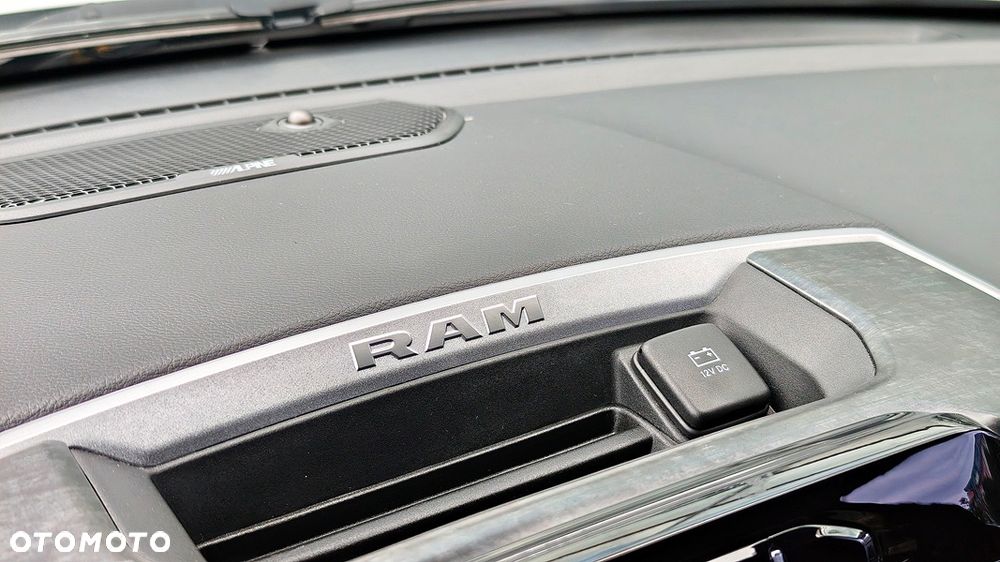 RAM 1500 5.7 Crew Cab Longbed Laramie Sport - 33