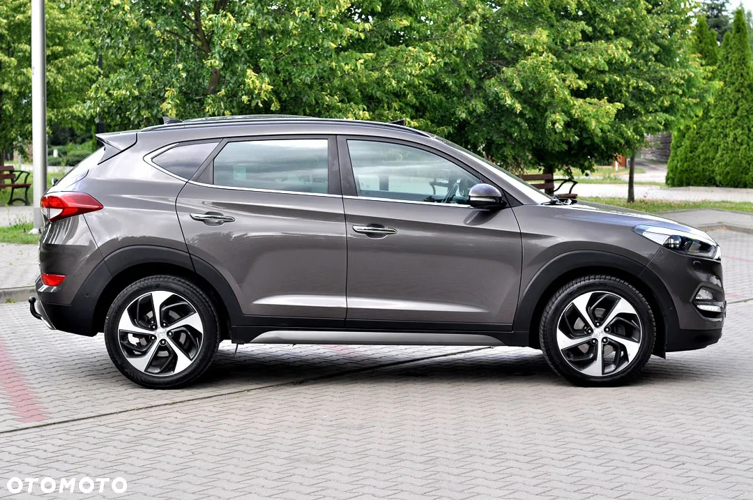 Hyundai Tucson 2.0 CRDi 4WD Automatik Advantage - 15