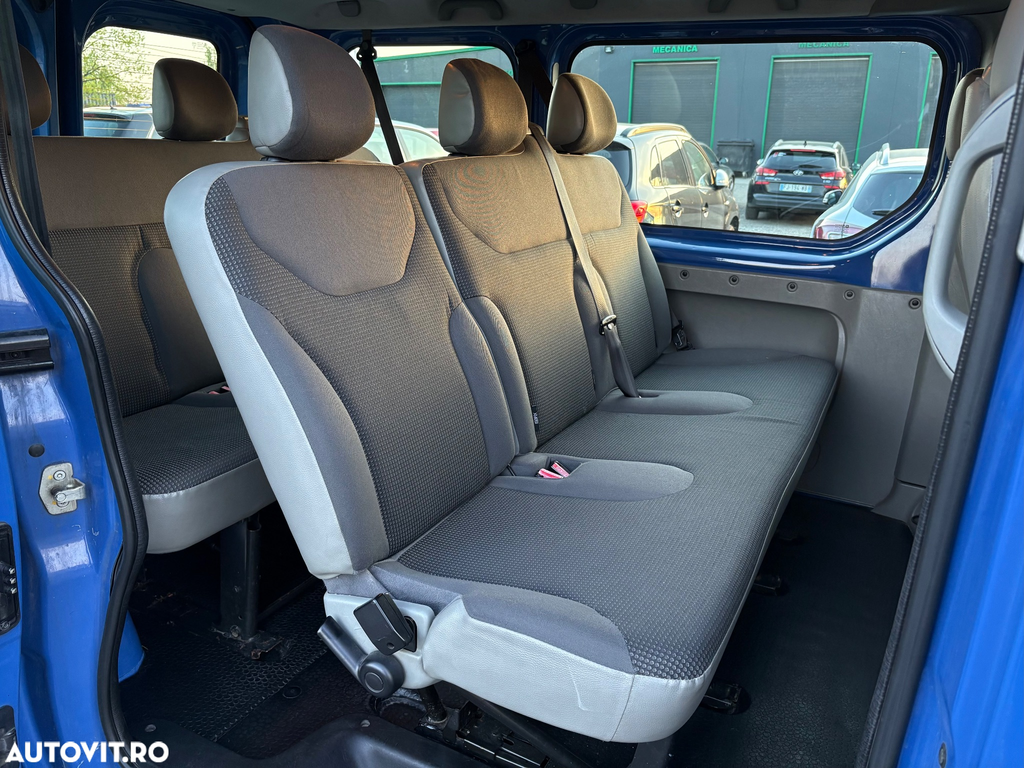 Opel Vivaro 2.0 CDTI L2H1 - 12