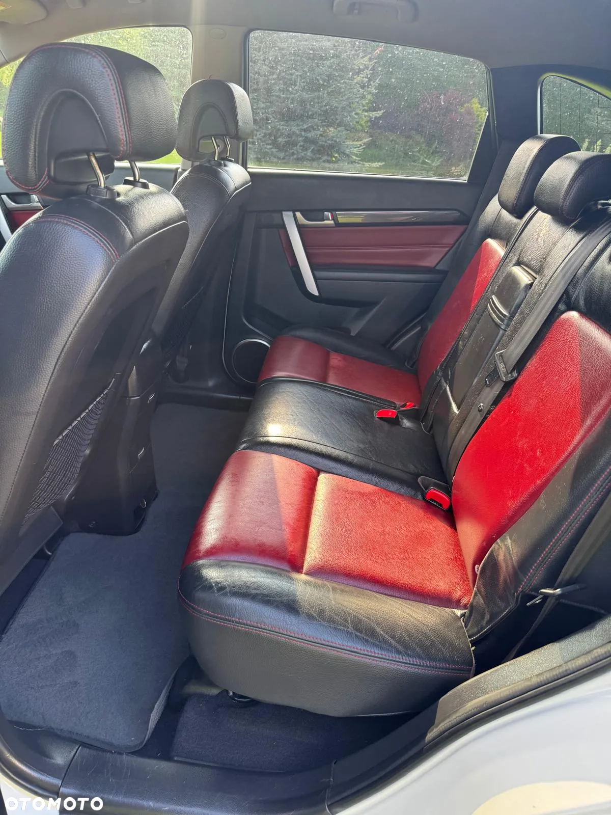 Chevrolet Captiva 2.0 4WD 7 Sitzer Automatik LT Exclusive - 7