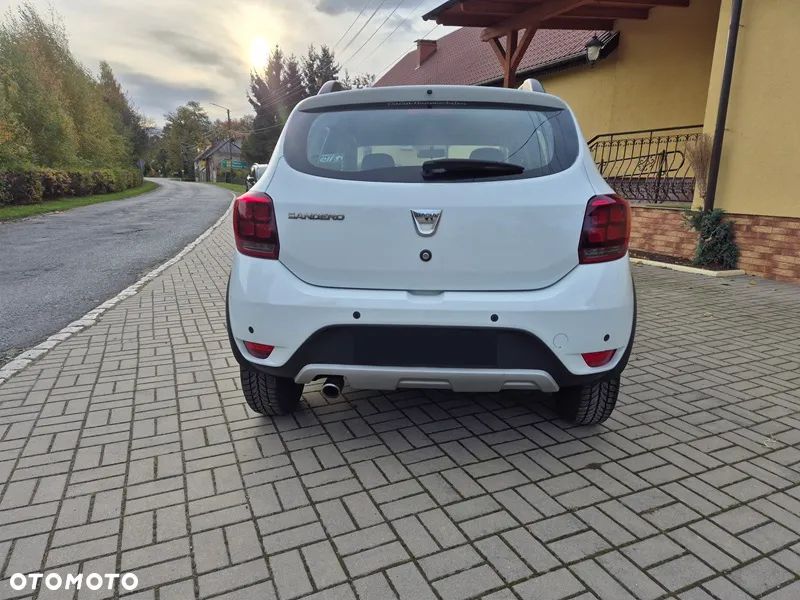 Dacia Sandero Stepway Blue dCi 95 Prestige - 6