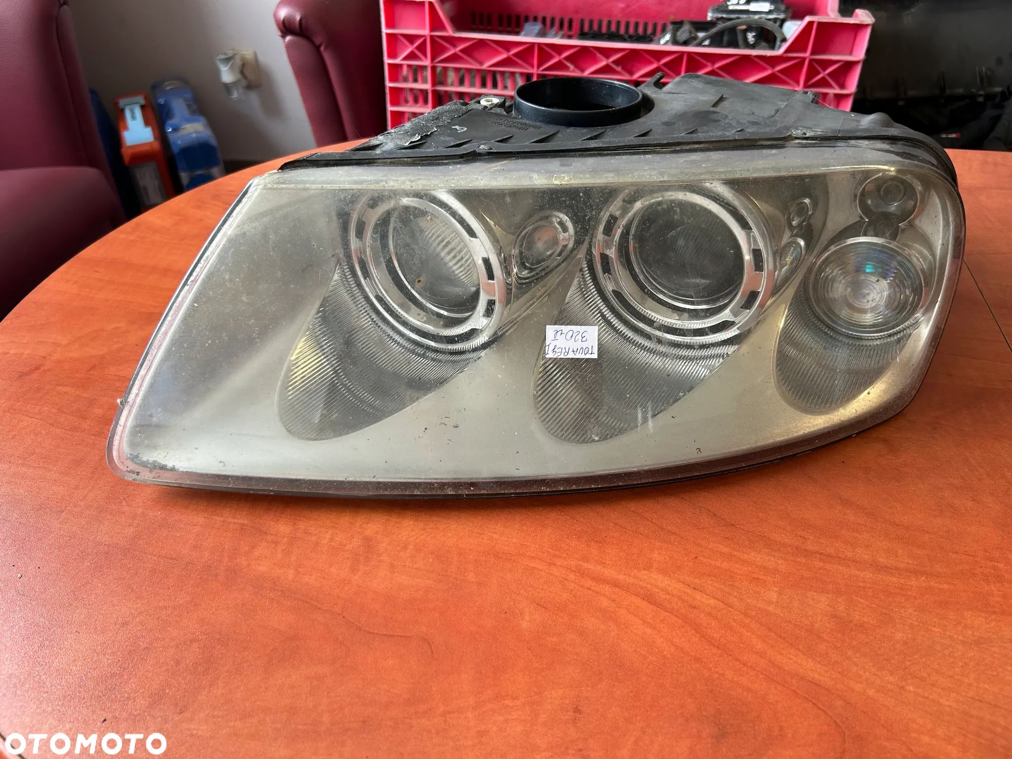 LAMPA LEWY PRZÓD VW TOUAREG I - 1