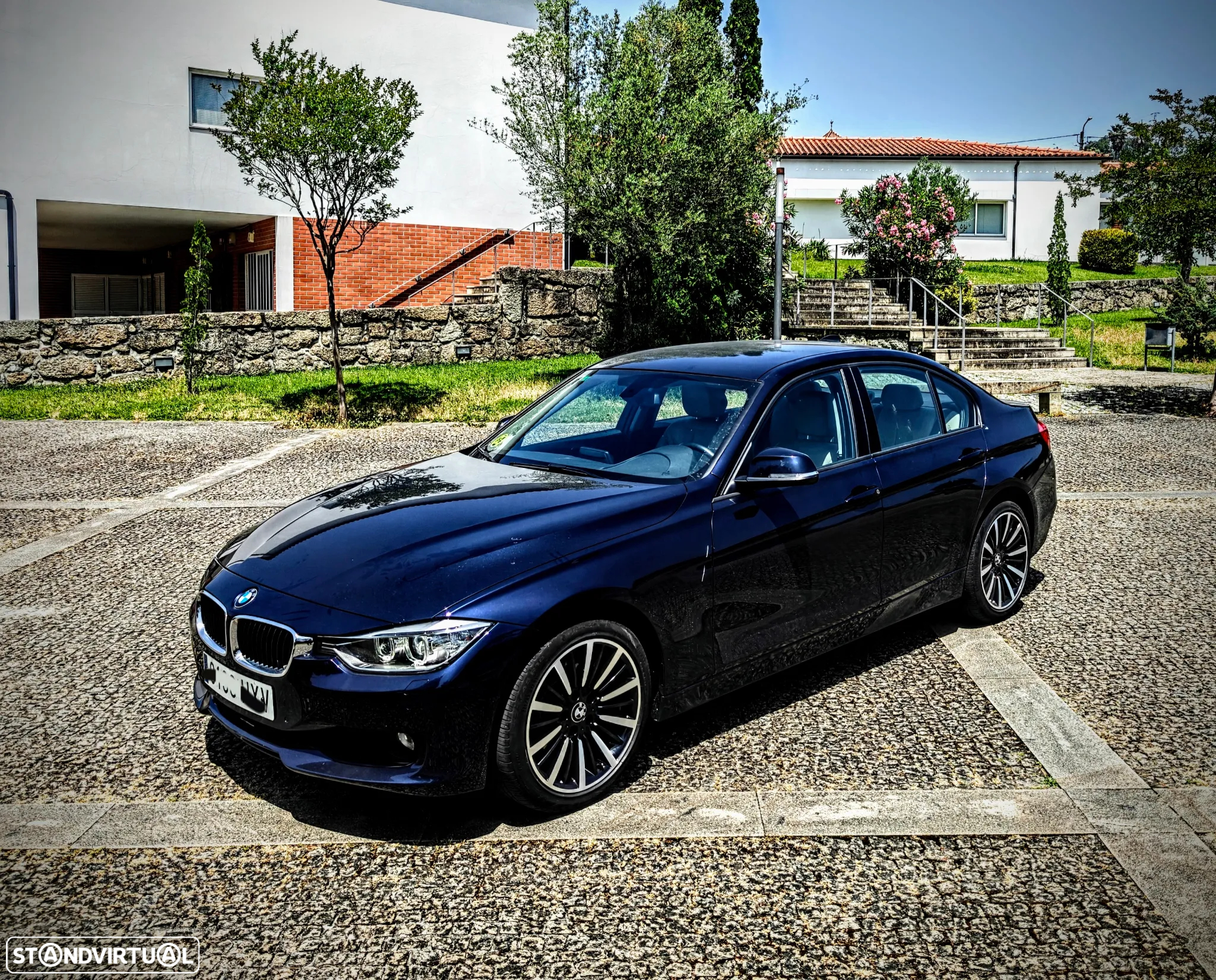 BMW 320 d Efficient Dynamic Edition Aut. Edition Luxury Line Purity - 32