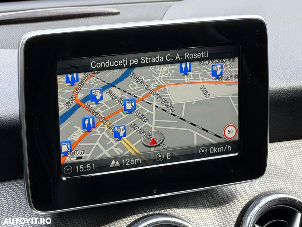 Mercedes-Benz CLA 180 d 7G-DCT - 24