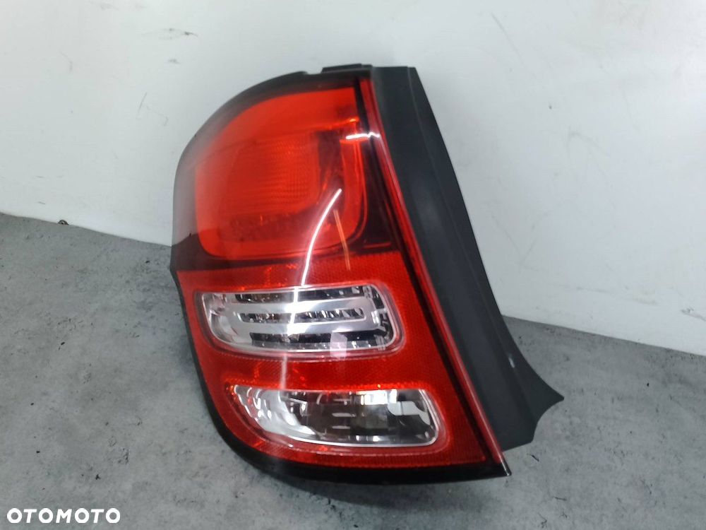 LAMPA TYLNA LEWA CITROEN C3 II 9673805480 HATCHBACK - 2