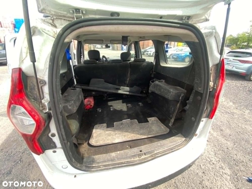 Dacia Lodgy 1.2 TCe Stepway - 9