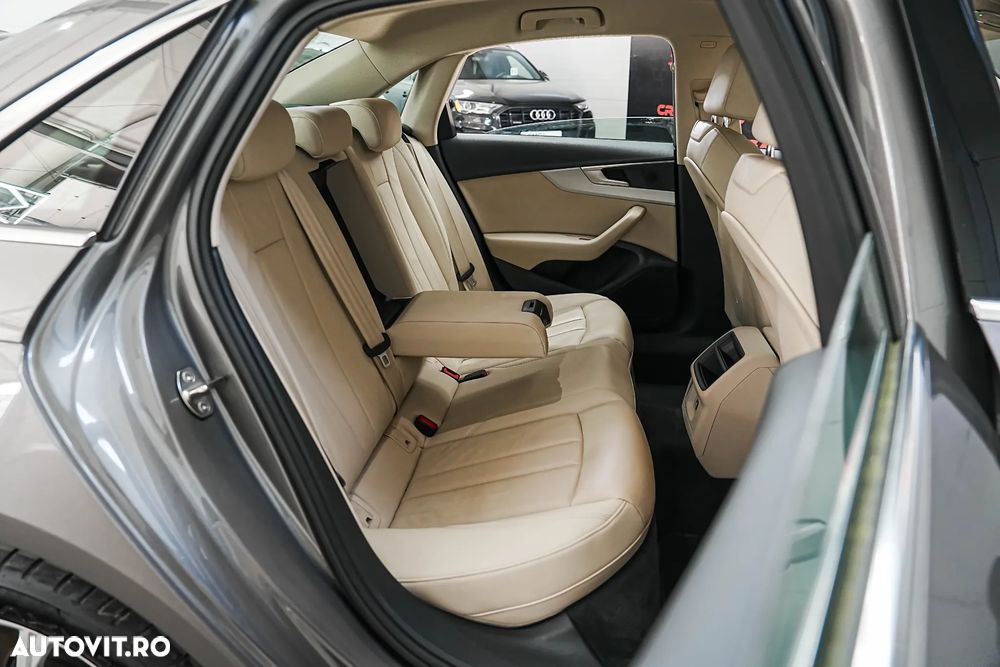 Audi A4 Limuzina 2.0 30 TDI S tronic MHEV S Line - 10