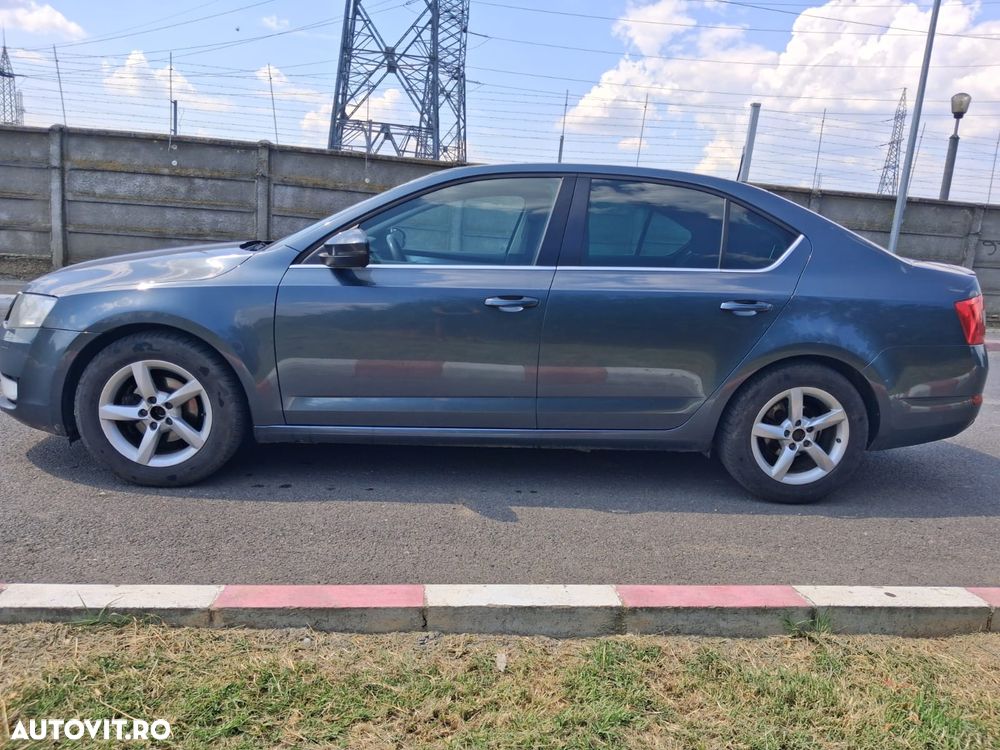 Skoda Octavia 1.6 TDI Ambition - 5