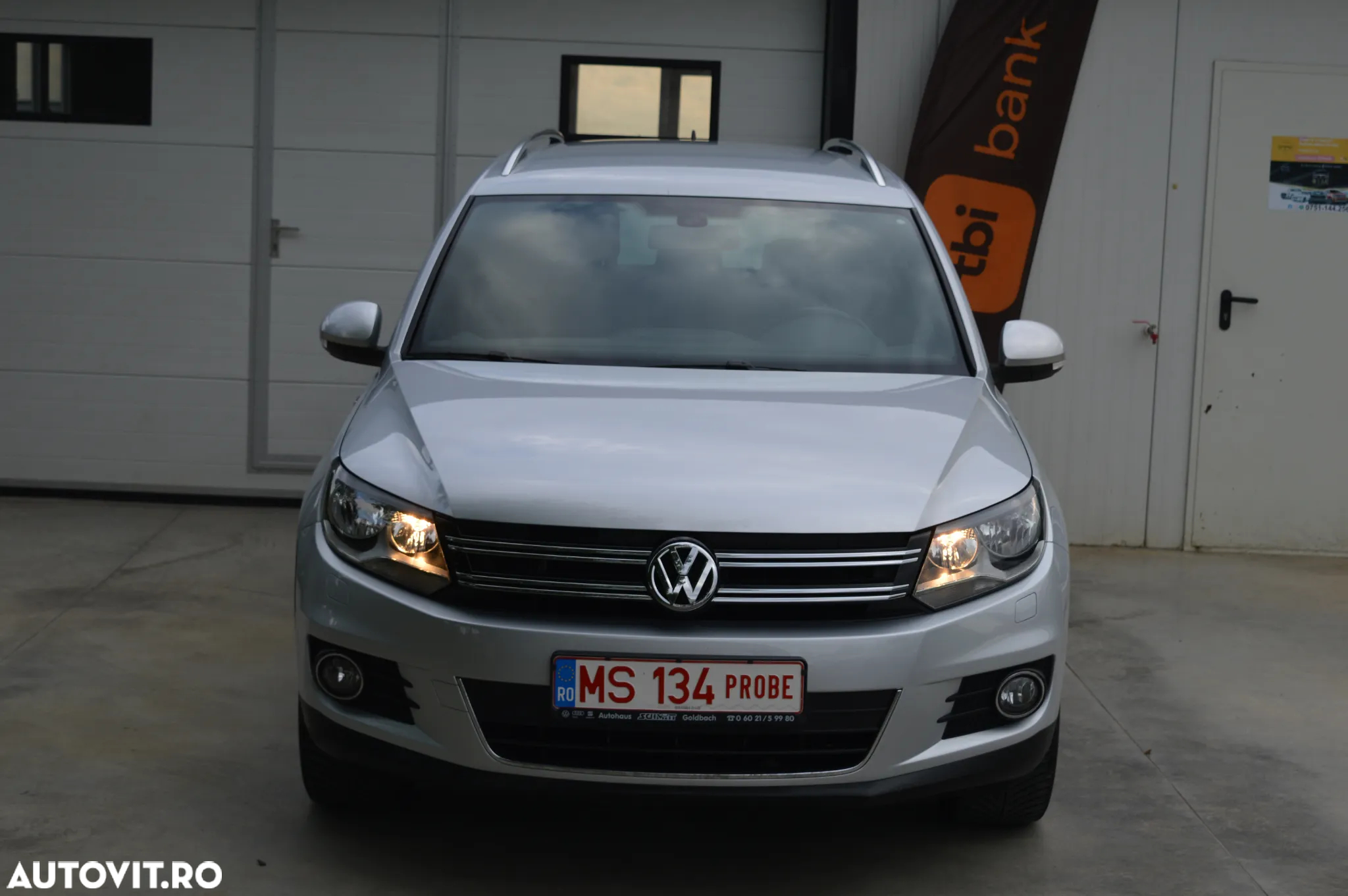 Volkswagen Tiguan - 10