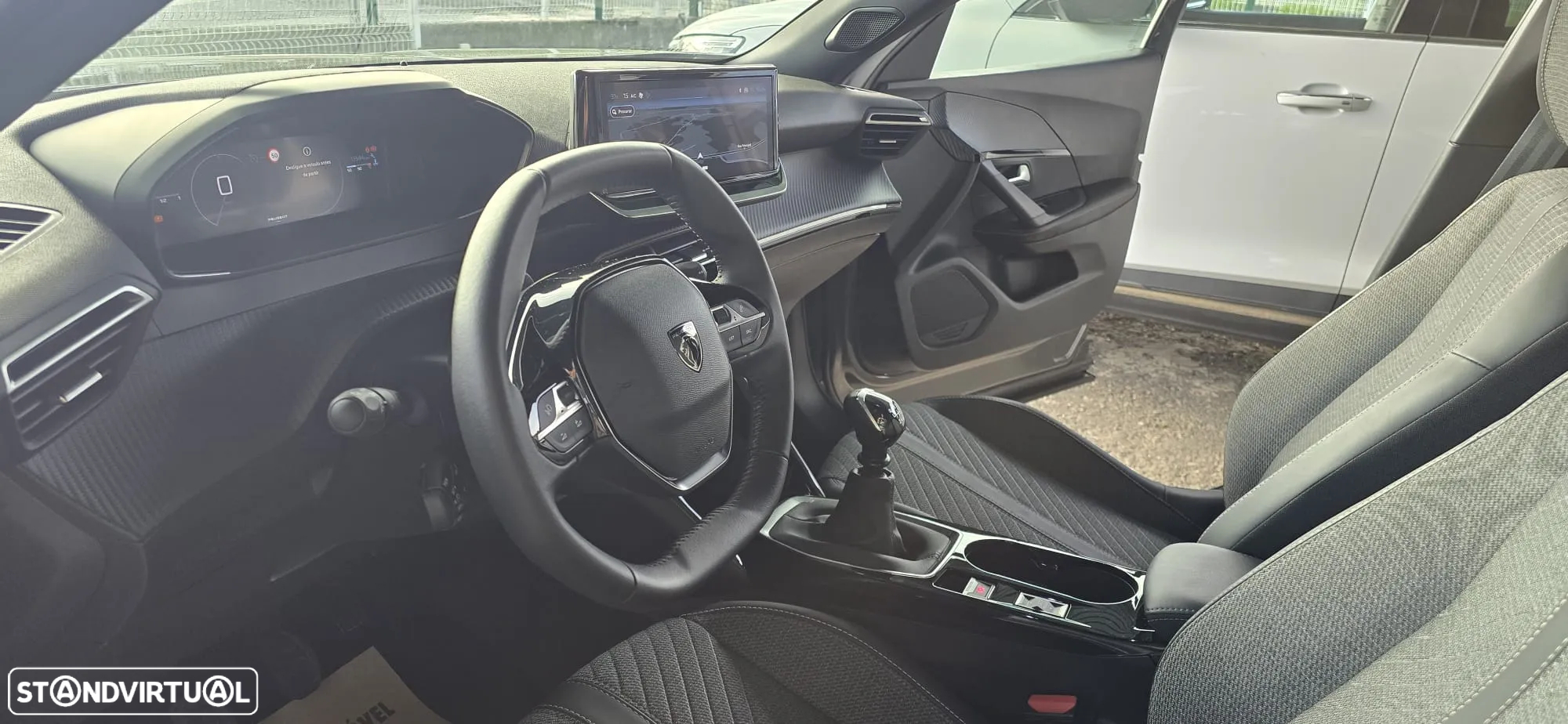 Peugeot 2008 PureTech 100 Allure - 29
