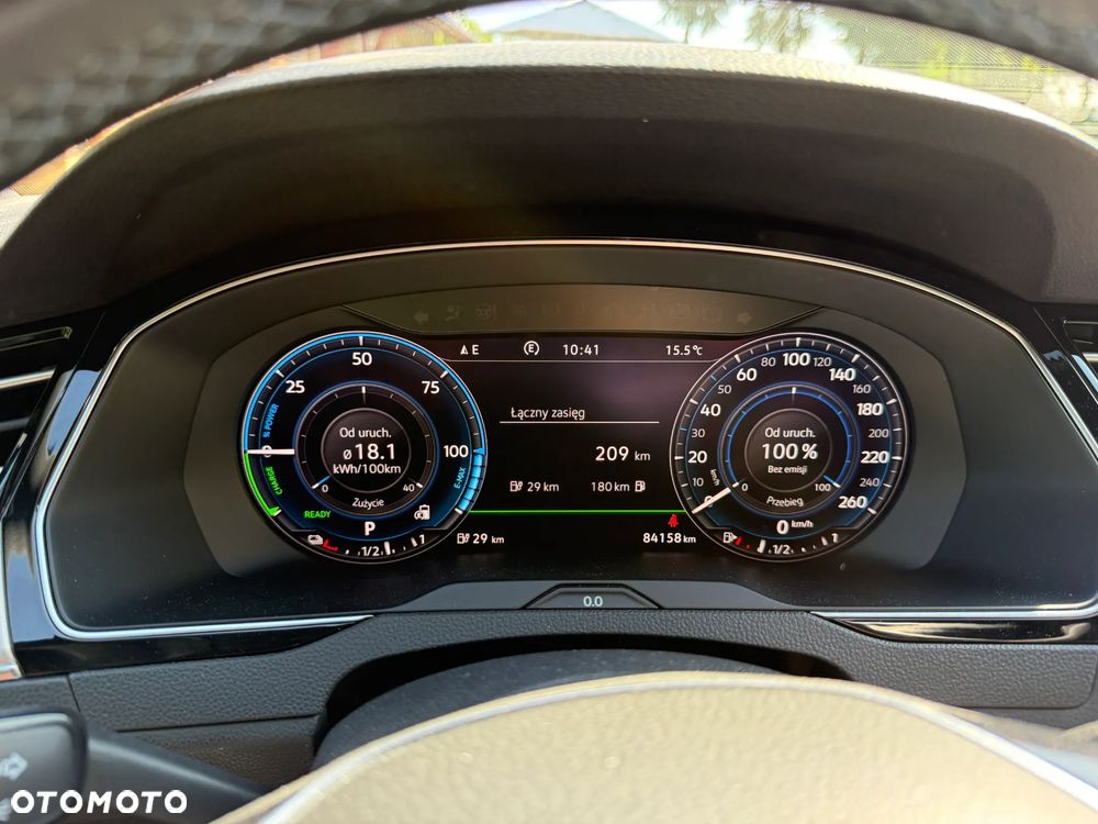 Volkswagen Passat - 23