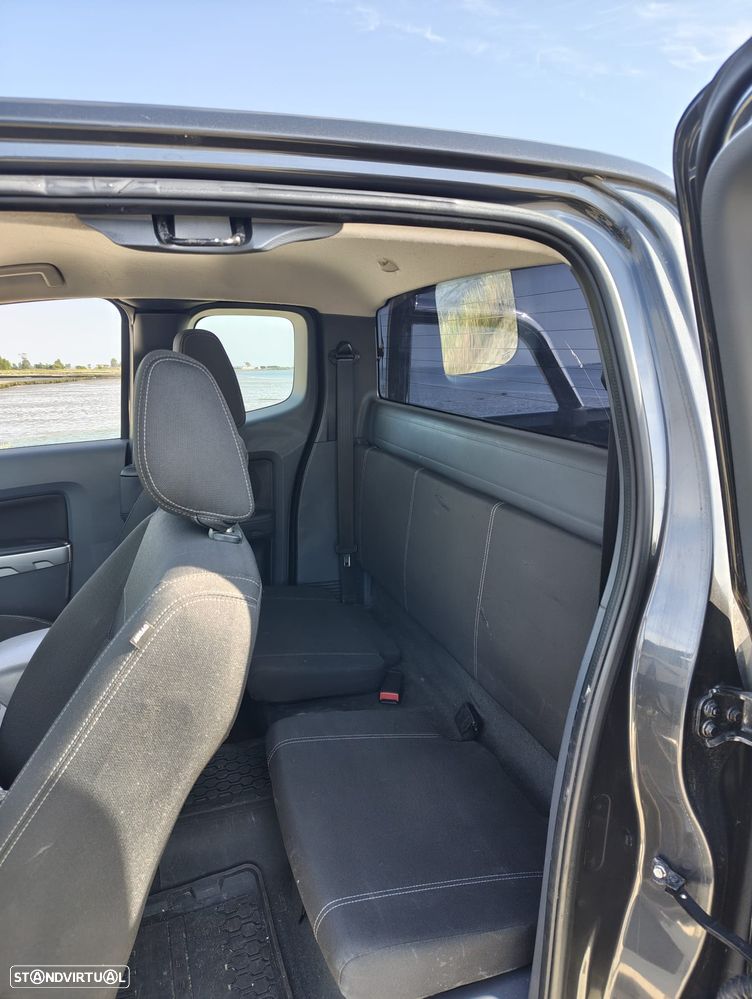Ford Ranger XLT - 12