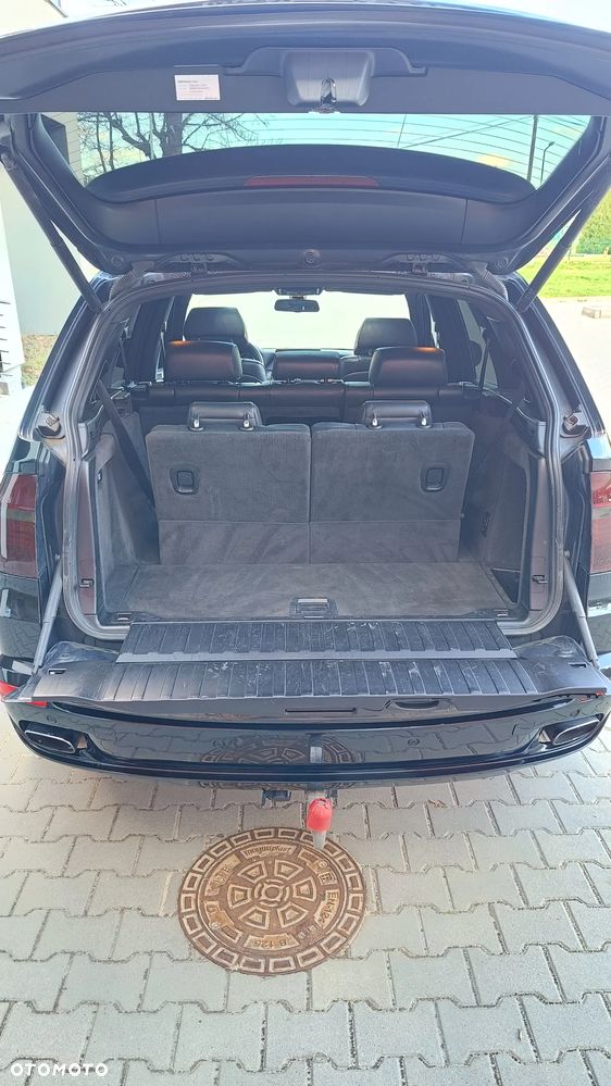 BMW X5 xDrive48i - 13