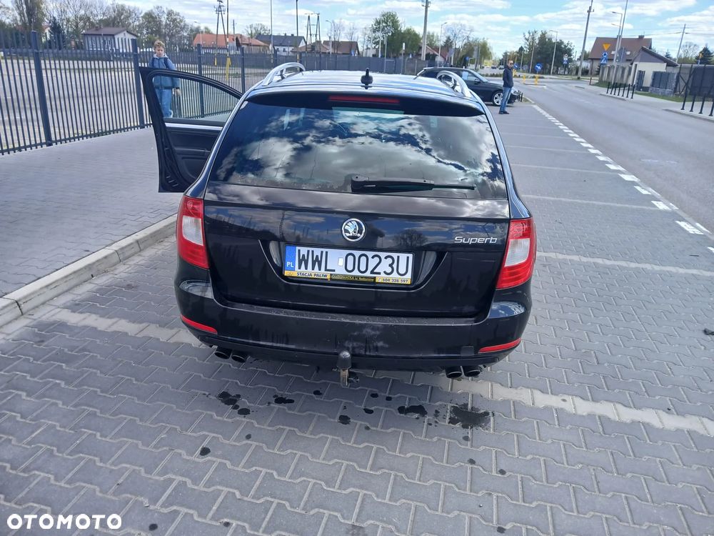 Skoda Superb 2.0 TSI Active DSG - 4