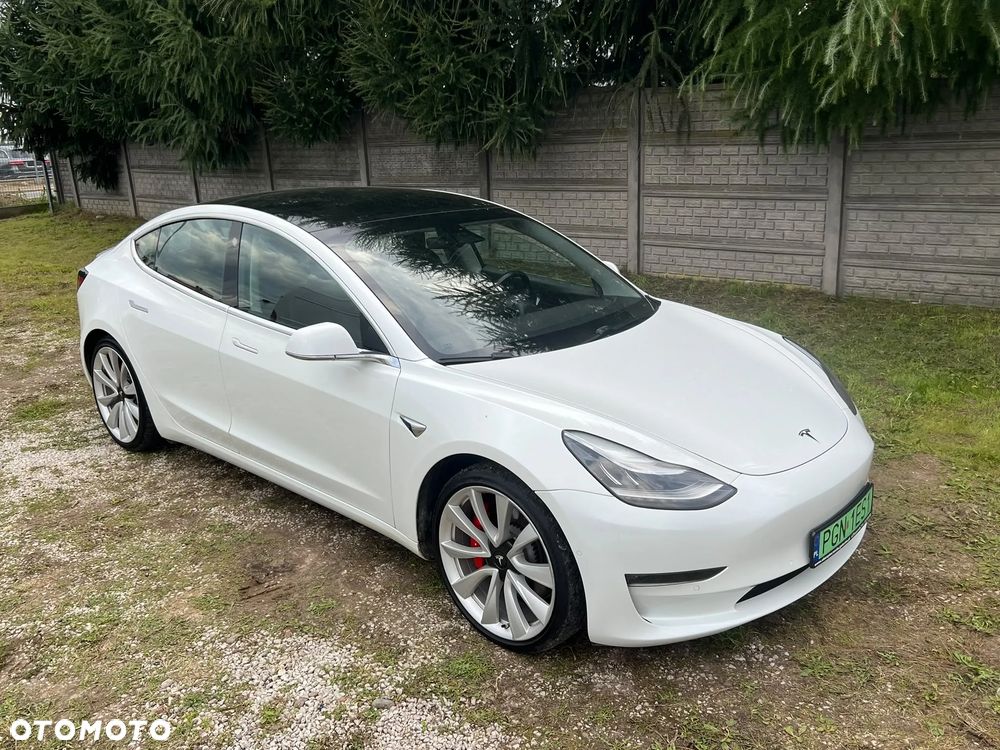 Tesla Model 3 Performance AWD - 36