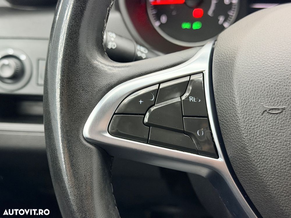 Dacia Duster Blue dCi 115 Prestige - 25