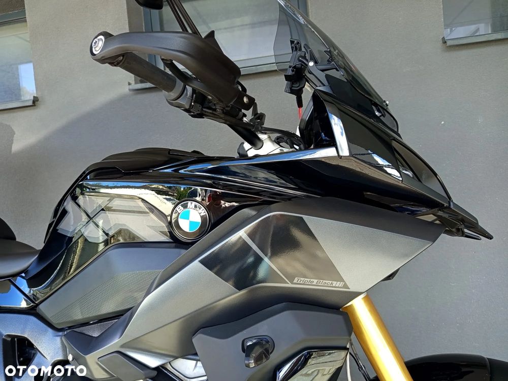 BMW S - 15