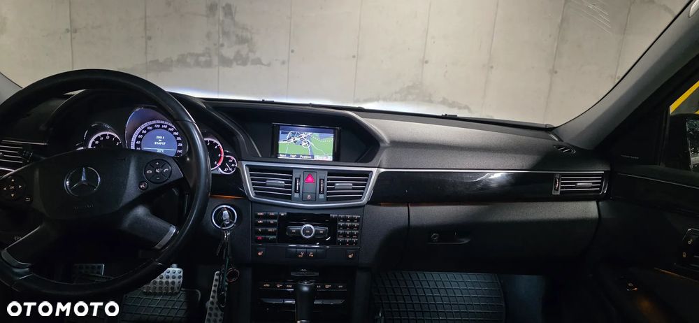 Mercedes-Benz Klasa E - 6