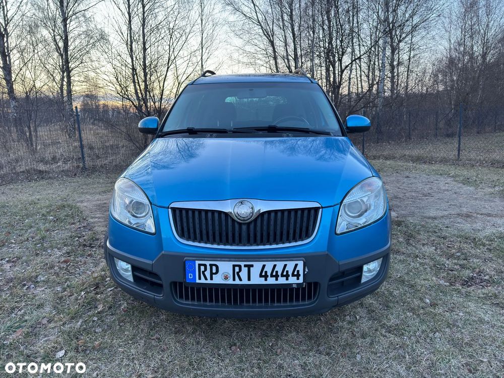 Skoda Roomster 1.6 16V Scout PLUS EDITION - 14
