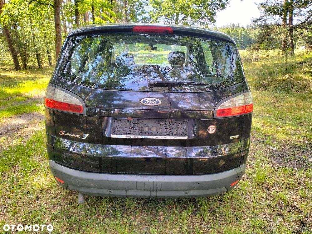 Ford S-Max 2.0 Ambiente - 23