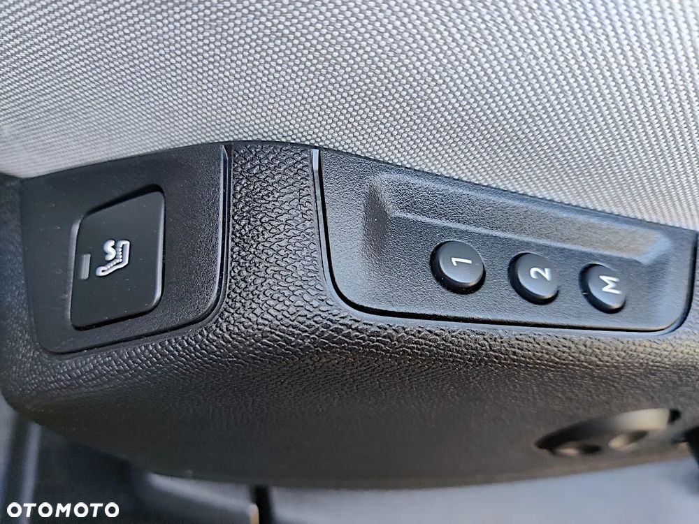 Peugeot 3008 BlueHDi 180 Stop & Start EAT8 Allure - 30