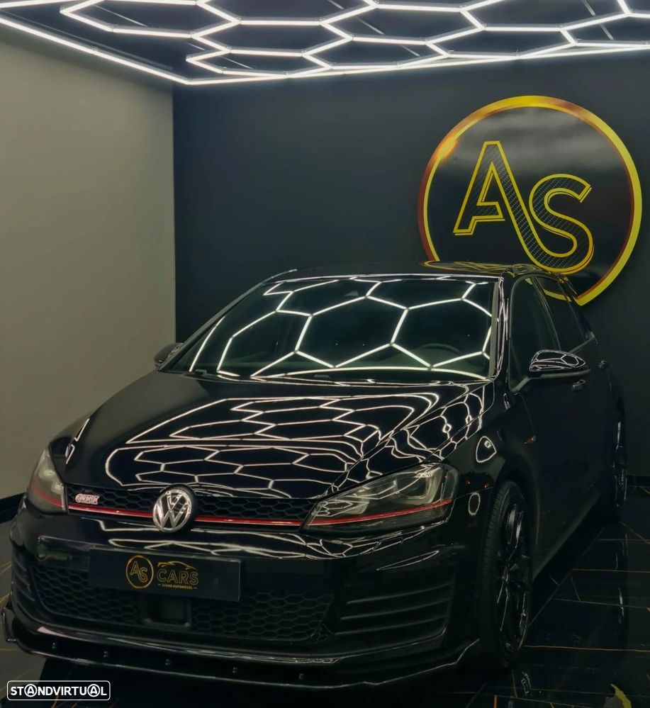 VW Golf - 46