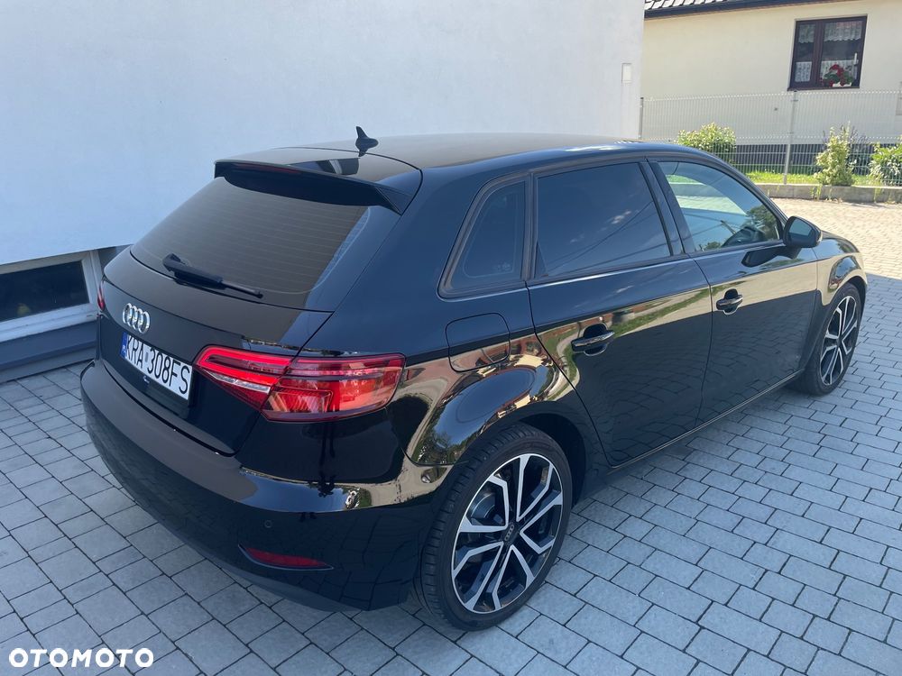 Audi A3 Sportback - 11
